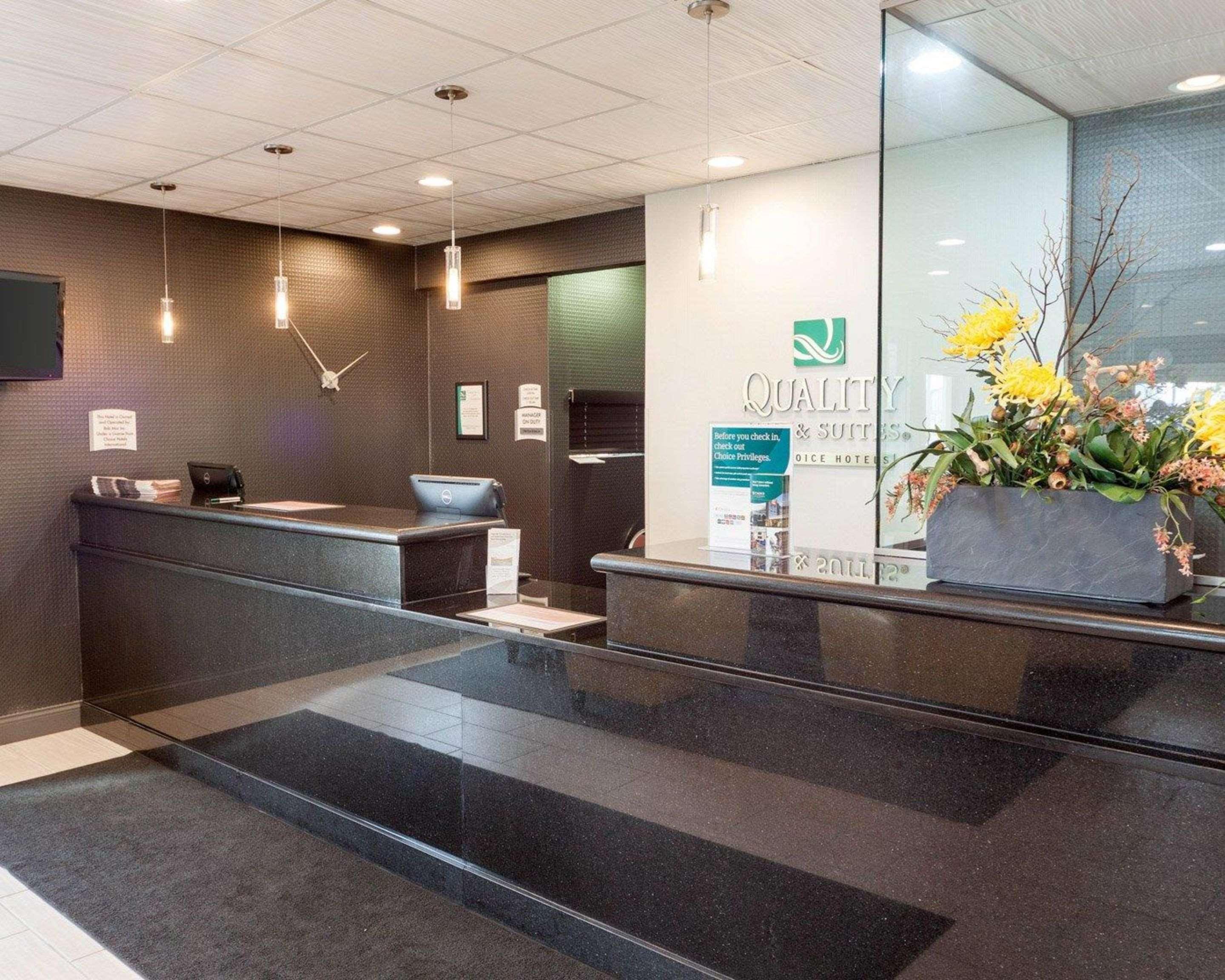 Quality Inn Montpelier Екстериор снимка