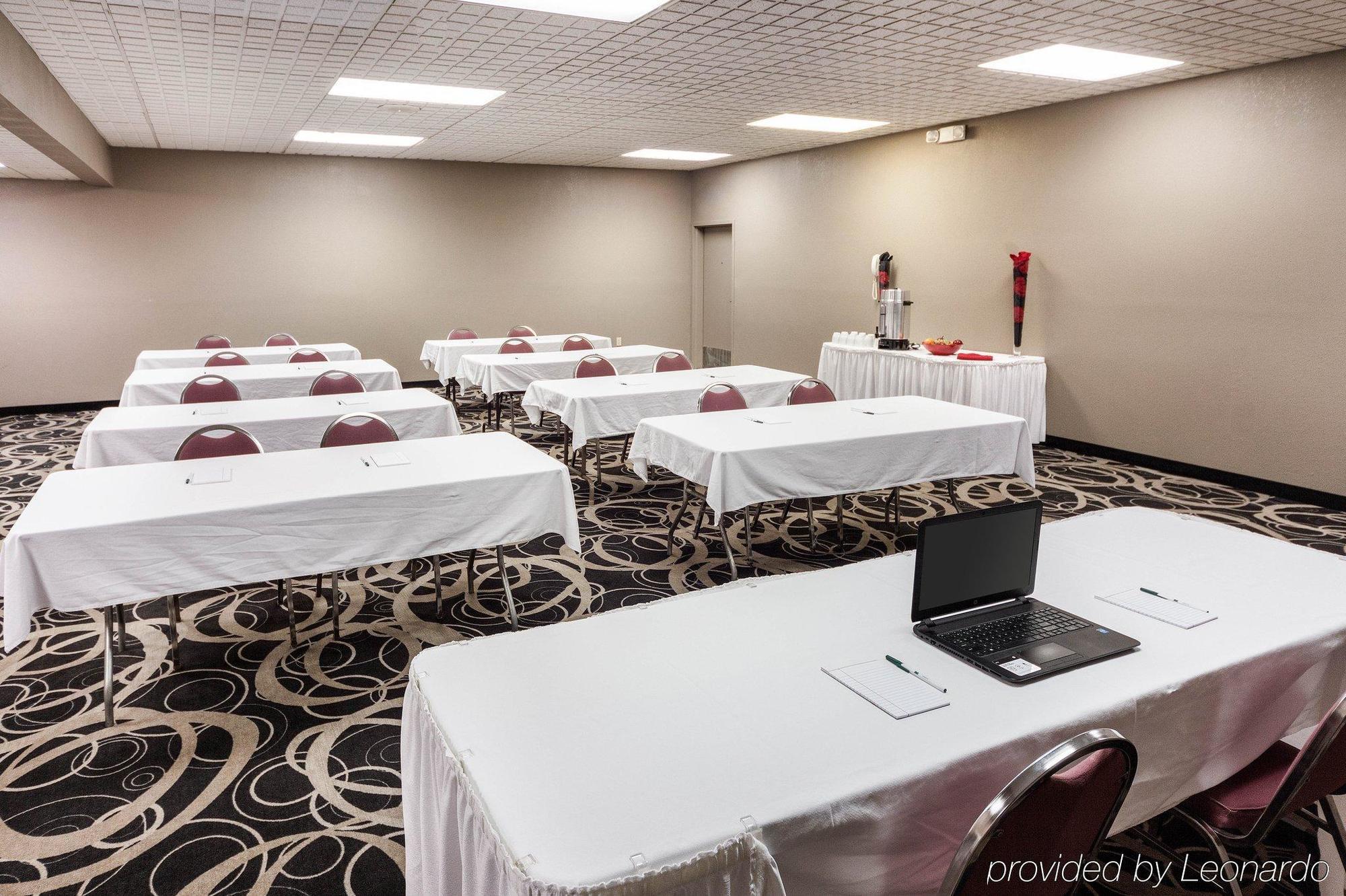 Quality Inn Montpelier Екстериор снимка