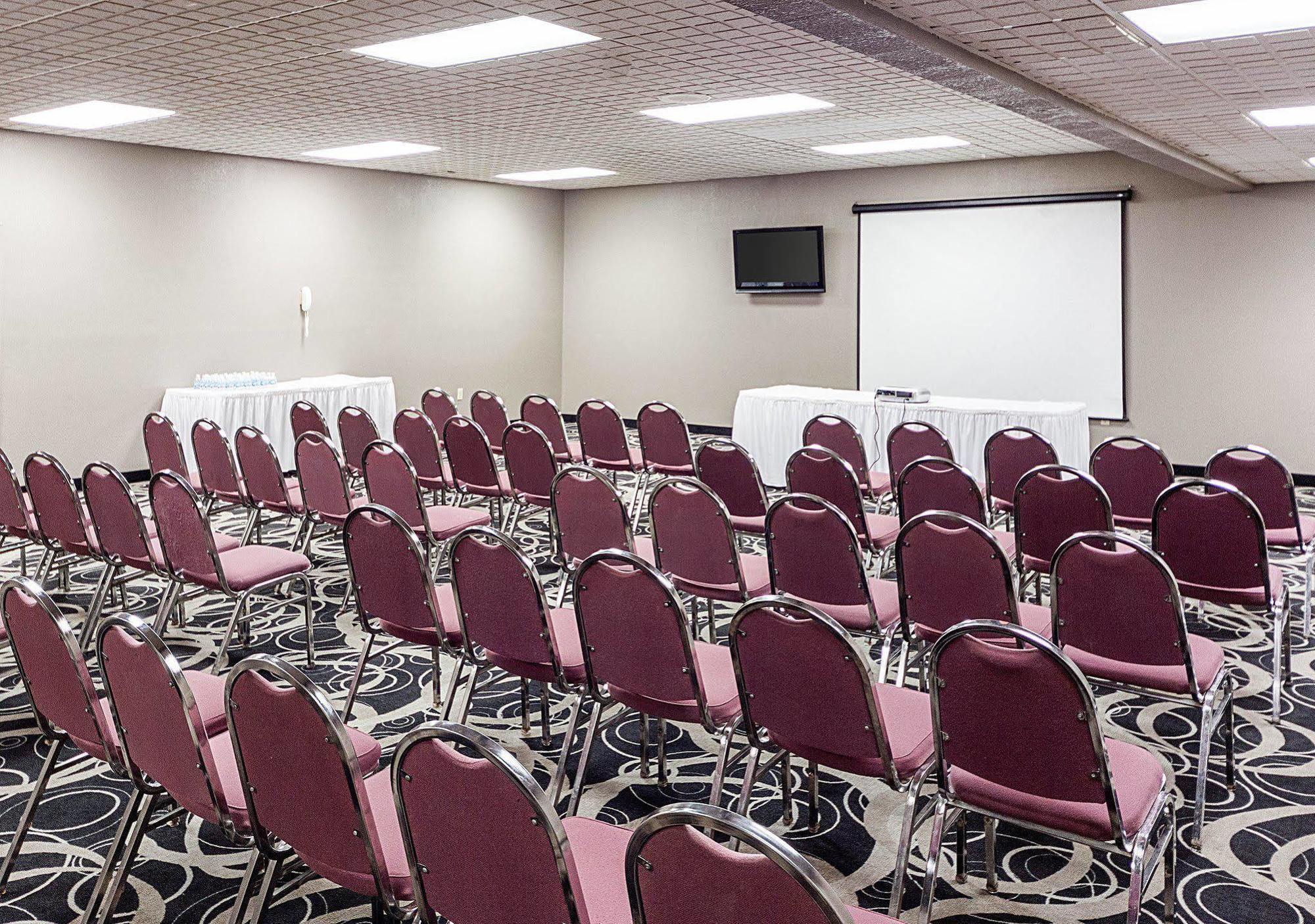 Quality Inn Montpelier Екстериор снимка